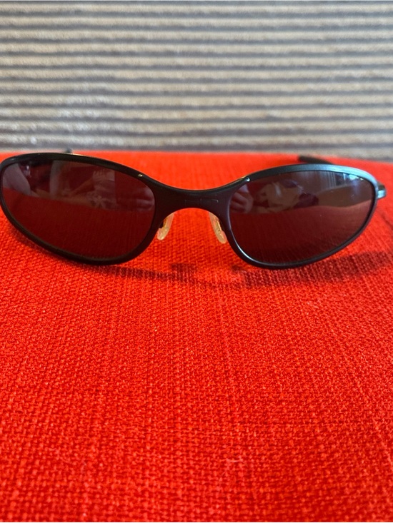 Oakley Other - AUTHENTIC OAKLEY A-WIRE SUNGLASSES Black Frame And Glasses
